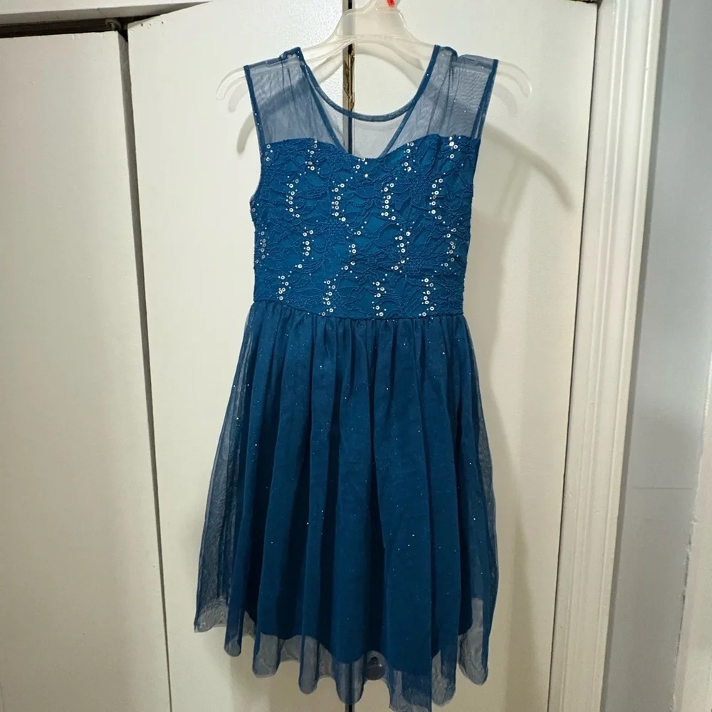 Blue Sleeveless Kids Dress​ - Picture 3 of 3